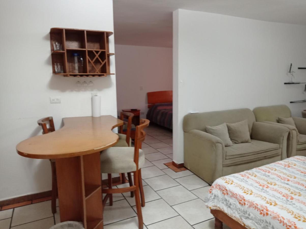 Confort Ejecutivo Suites Lindavista Guadalupe  외부 사진