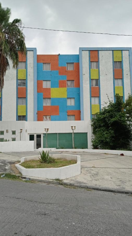 Confort Ejecutivo Suites Lindavista Guadalupe  외부 사진
