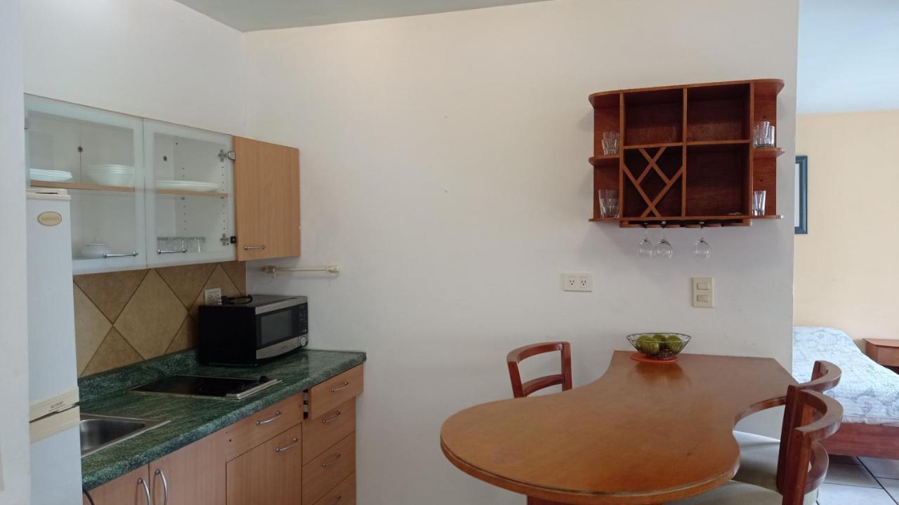 Confort Ejecutivo Suites Lindavista Guadalupe  외부 사진