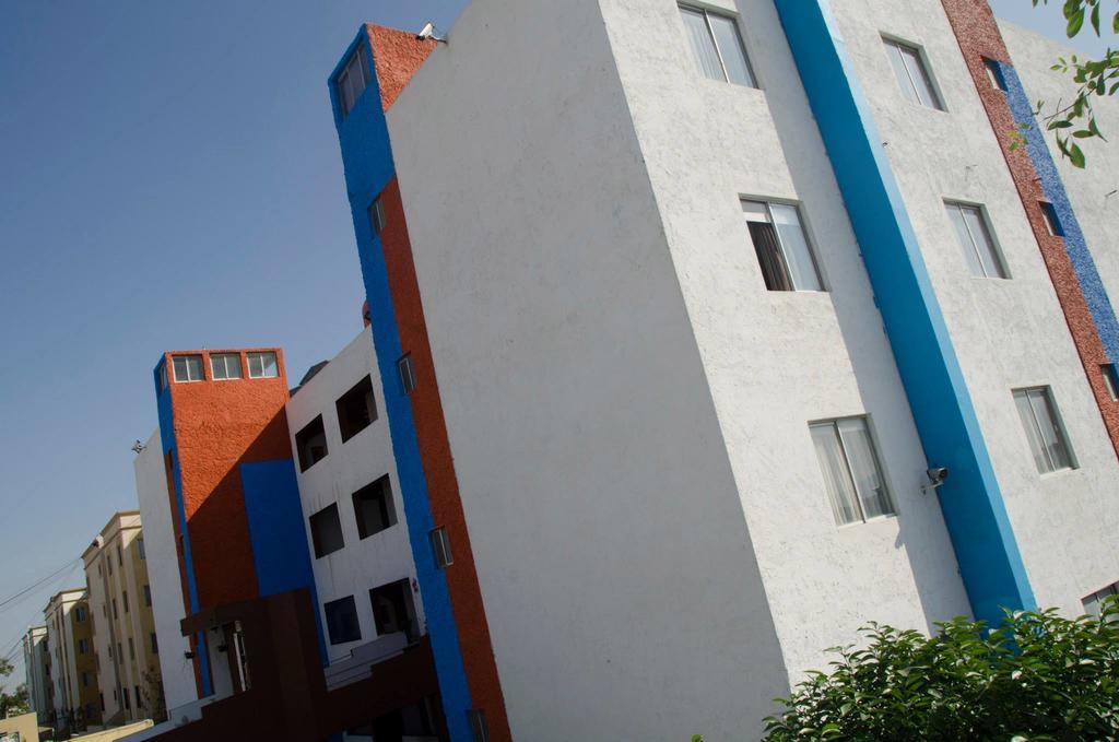 Confort Ejecutivo Suites Lindavista Guadalupe  외부 사진